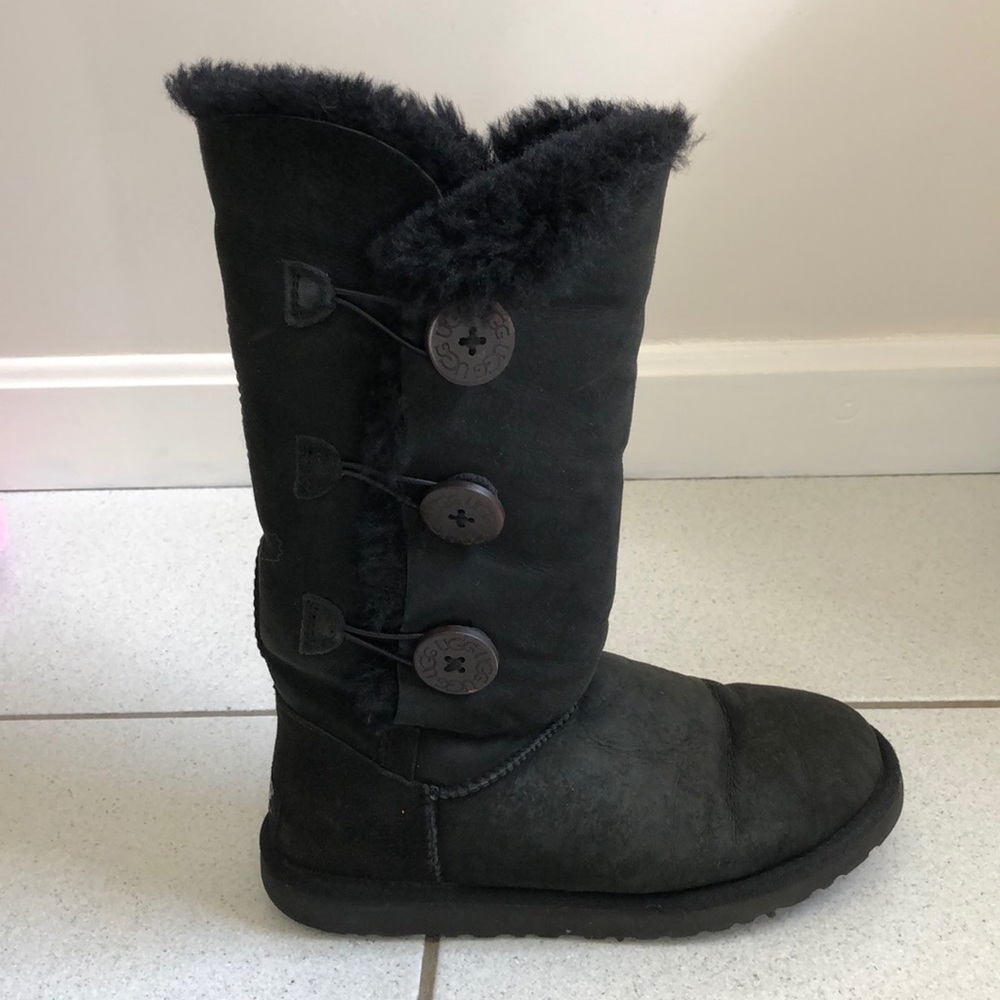 ⚡️⚡️⚡️FLASH SALE Ugg Bailey Tall Button Triplet Boots in Black - Picture 2 of 8
